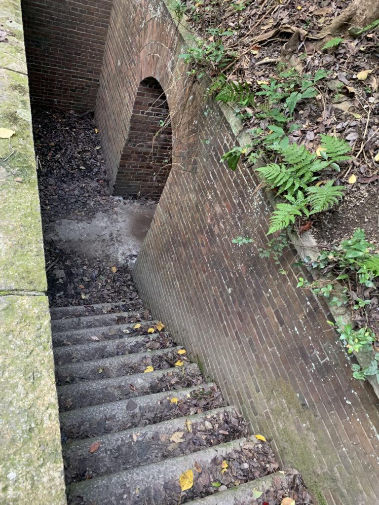 友ヶ島地下階段