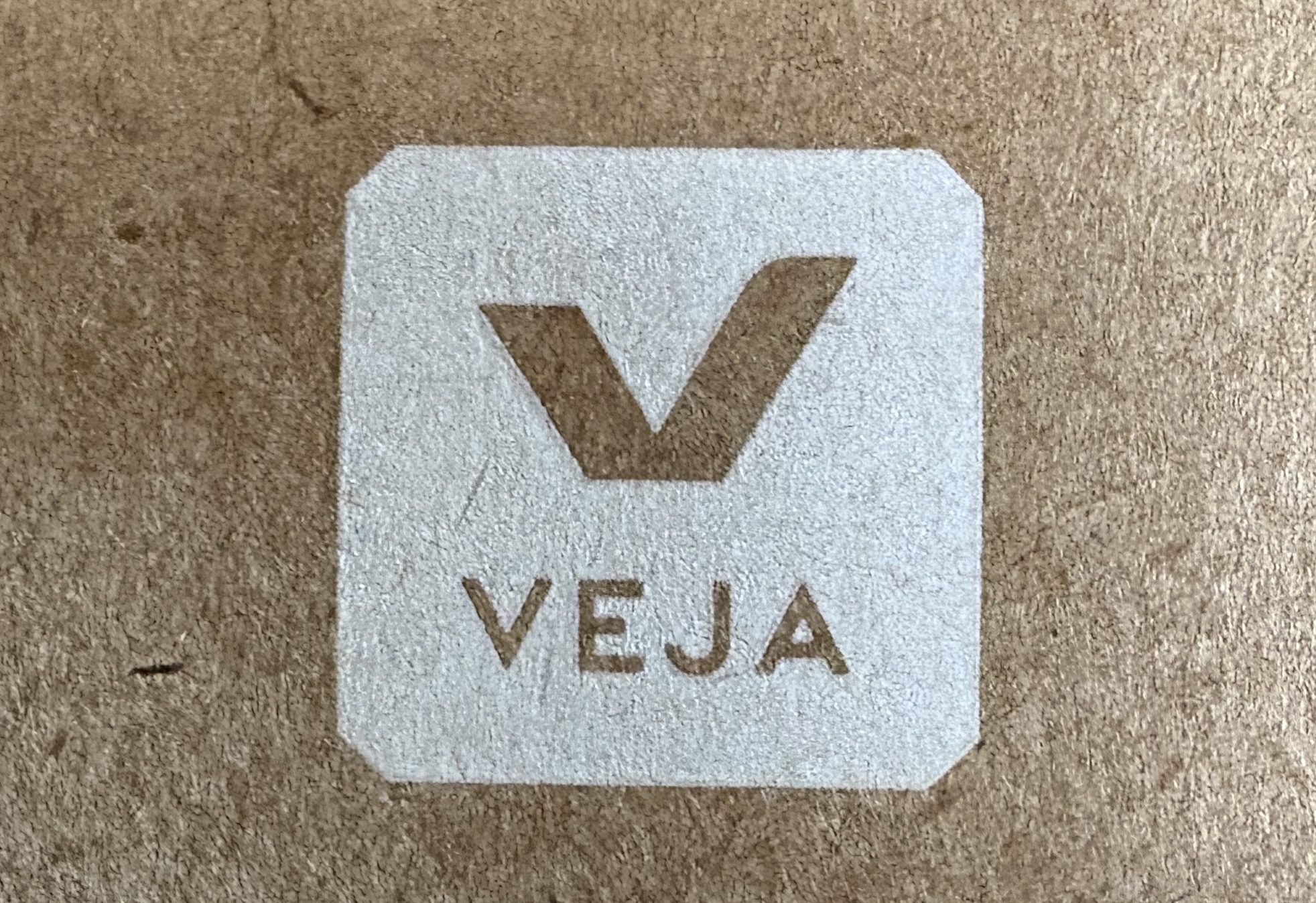 フランス パリ旅行 スニーカー VEJA ヴェジャ買ってきた